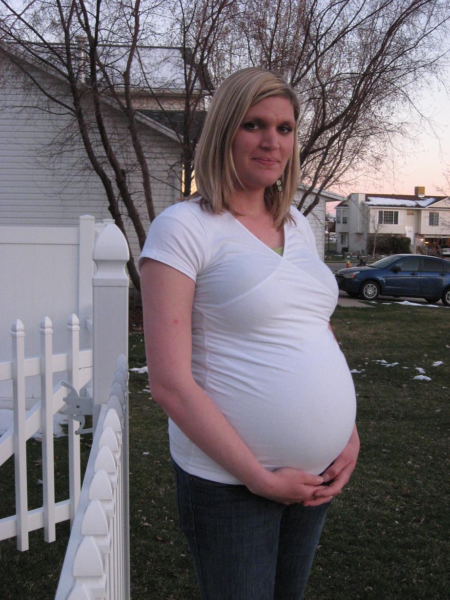 8 Months Pregnant 1