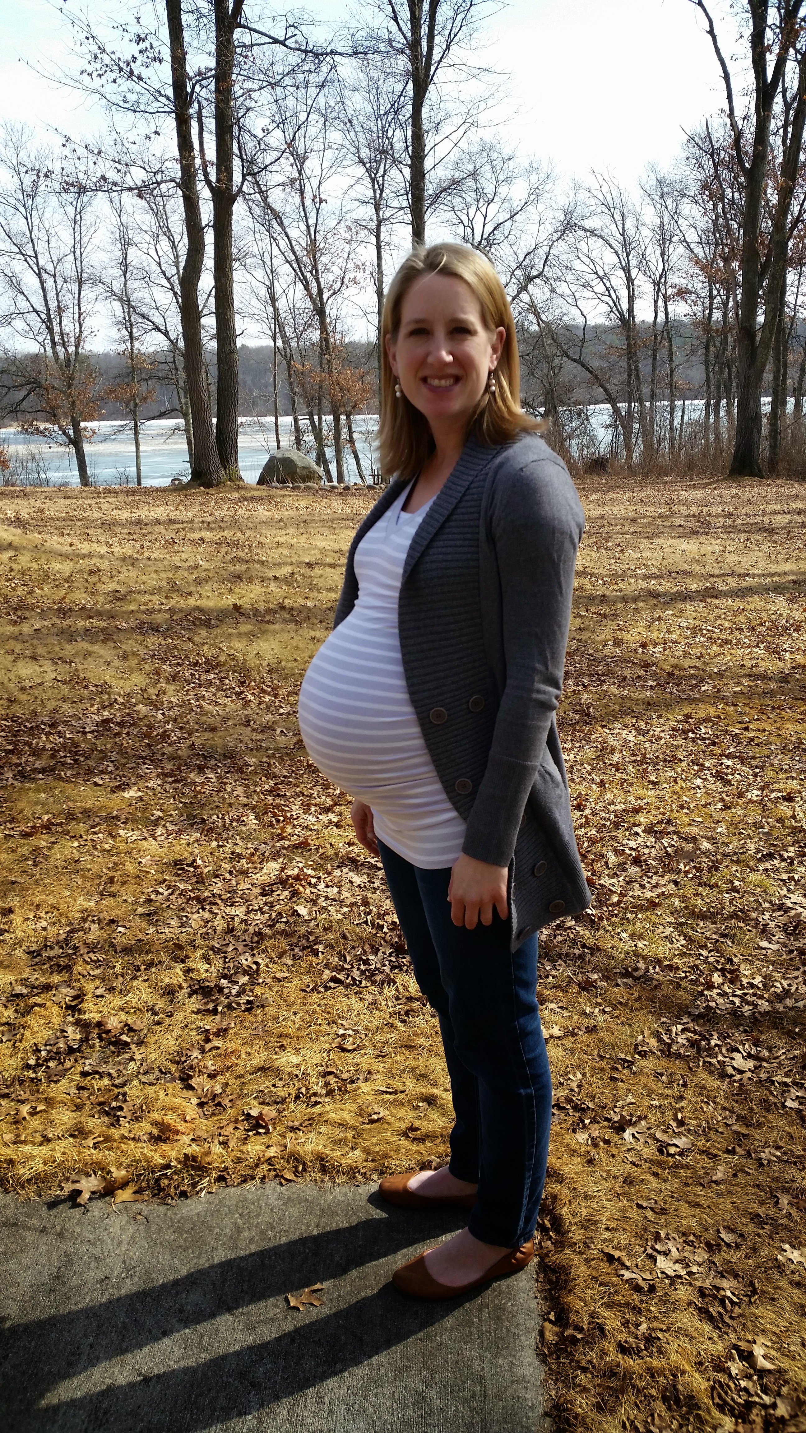 9 Months Pregnant 2